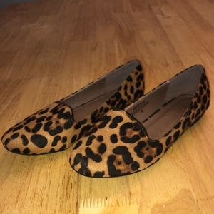 Leopard print flats